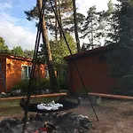 Lesne Zacisze Lodge Poddąbie