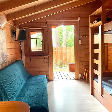 Lesne Zacisze ロッジ ポッドンビエ