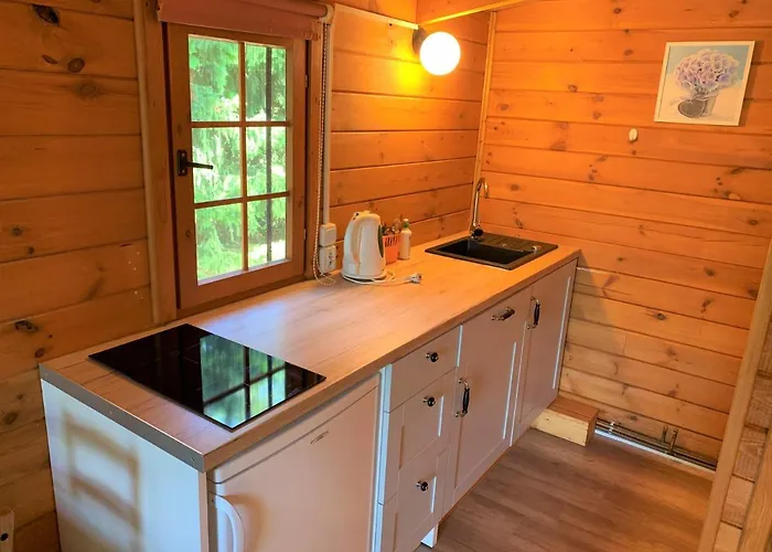 Lesne Zacisze * Поддомбе