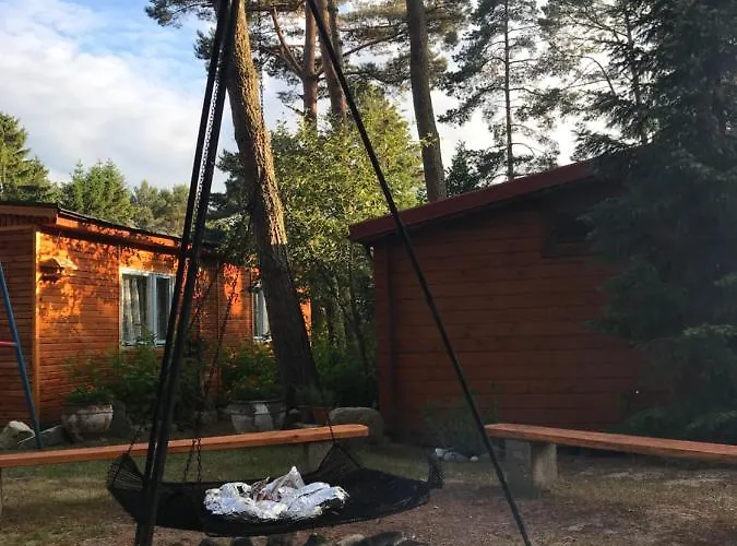 Lesne Zacisze Деревянный коттедж Поддомбе